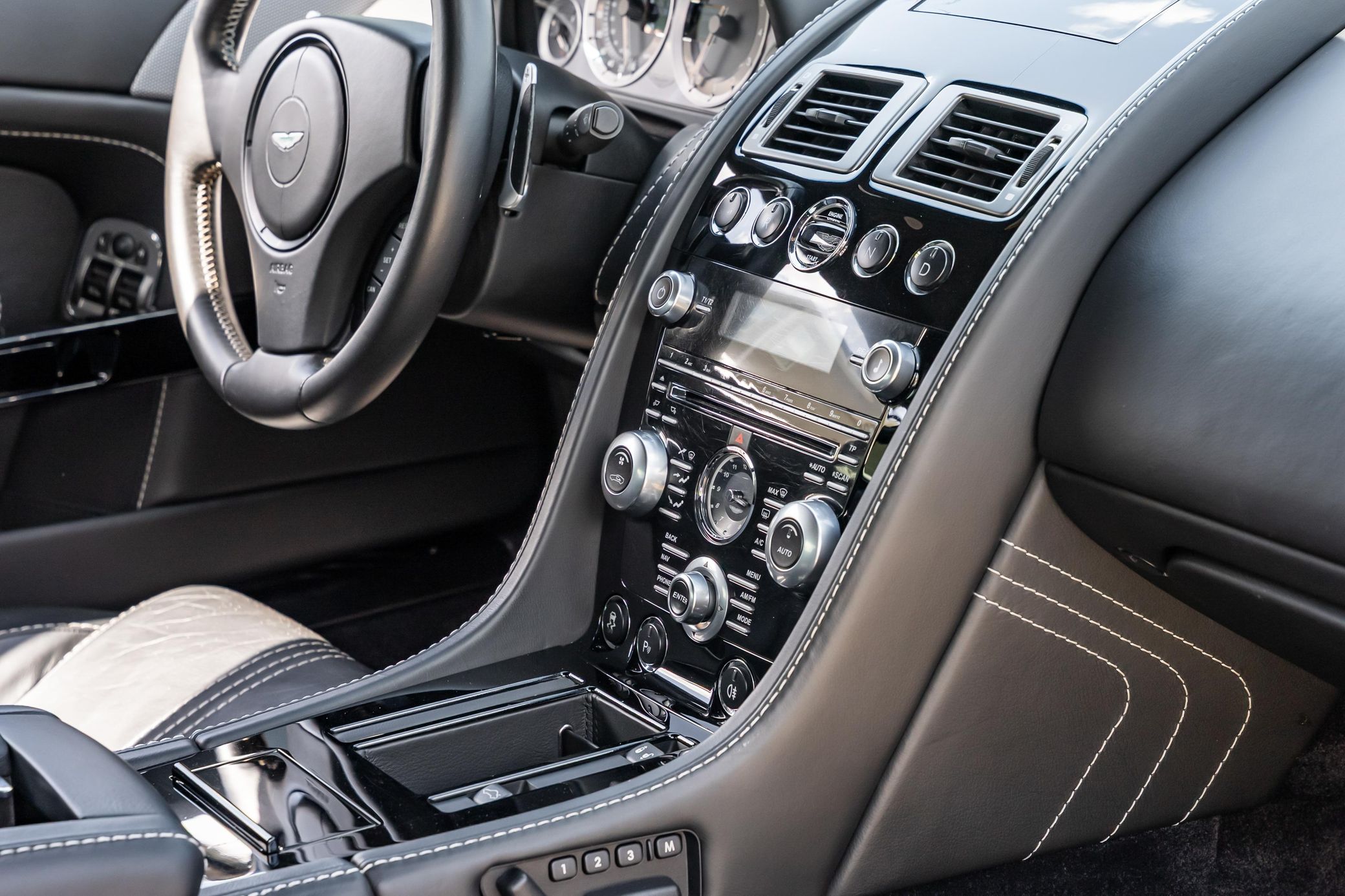 2012 Aston Martin V8 Vantage S Coupe